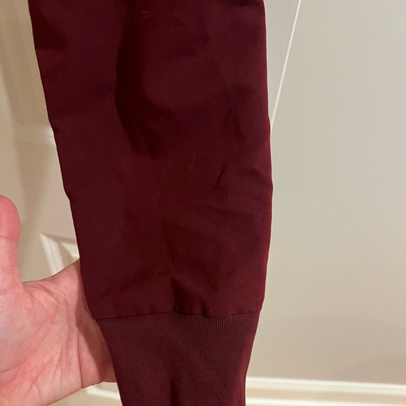 women’s FIGS joggers . Medium - Picture 4 of 4